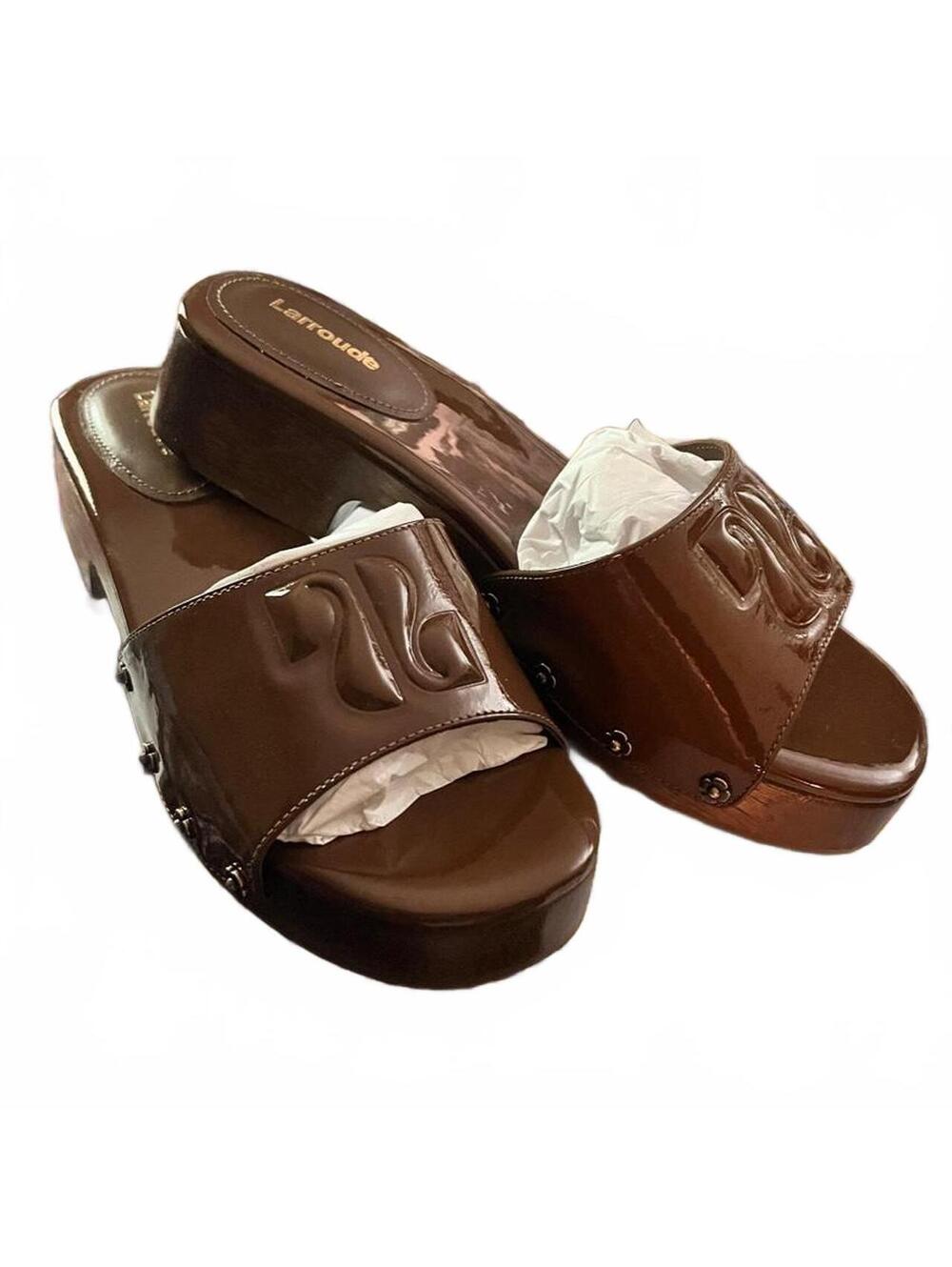 Larroude Zuzu Burnt Umber Patent Leather Logo Mules Block Heel Size 7
